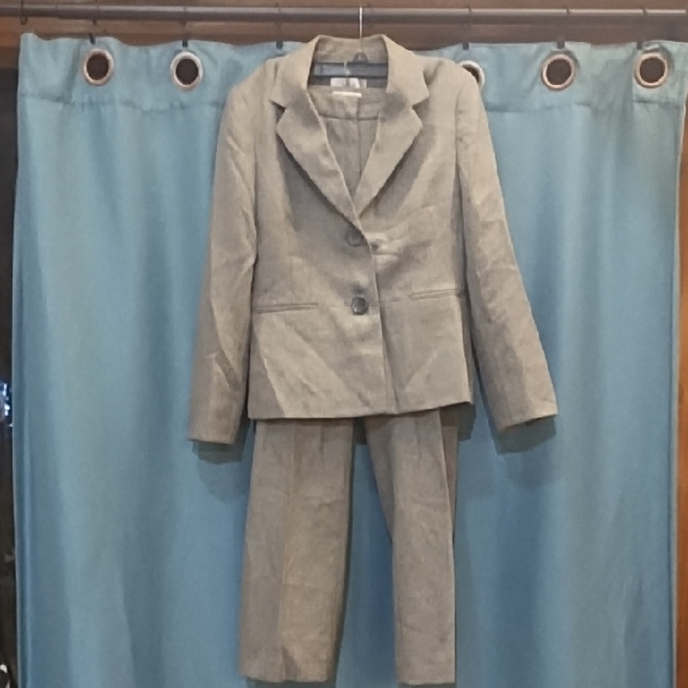 Le Suit Petite Gray Women's Suit